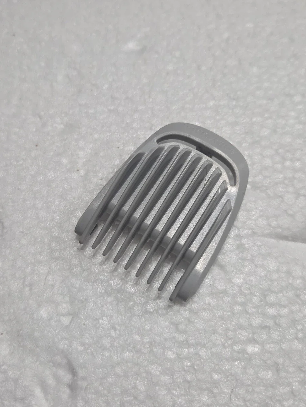Philips Norelco Trimmer Replacement Body Comb 3mm MG9525